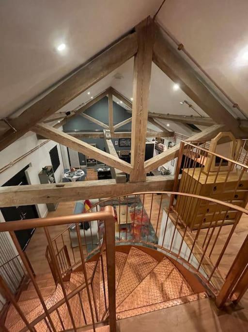 Tank Barn At Brook House, Nestled In The Welsh Hills, A Delightful Retreat Villa Уелшпул Екстериор снимка